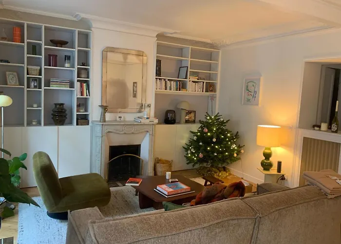 Charming For 4 In Paříž